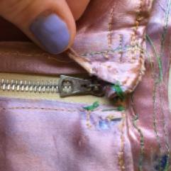 skirt zipper detail